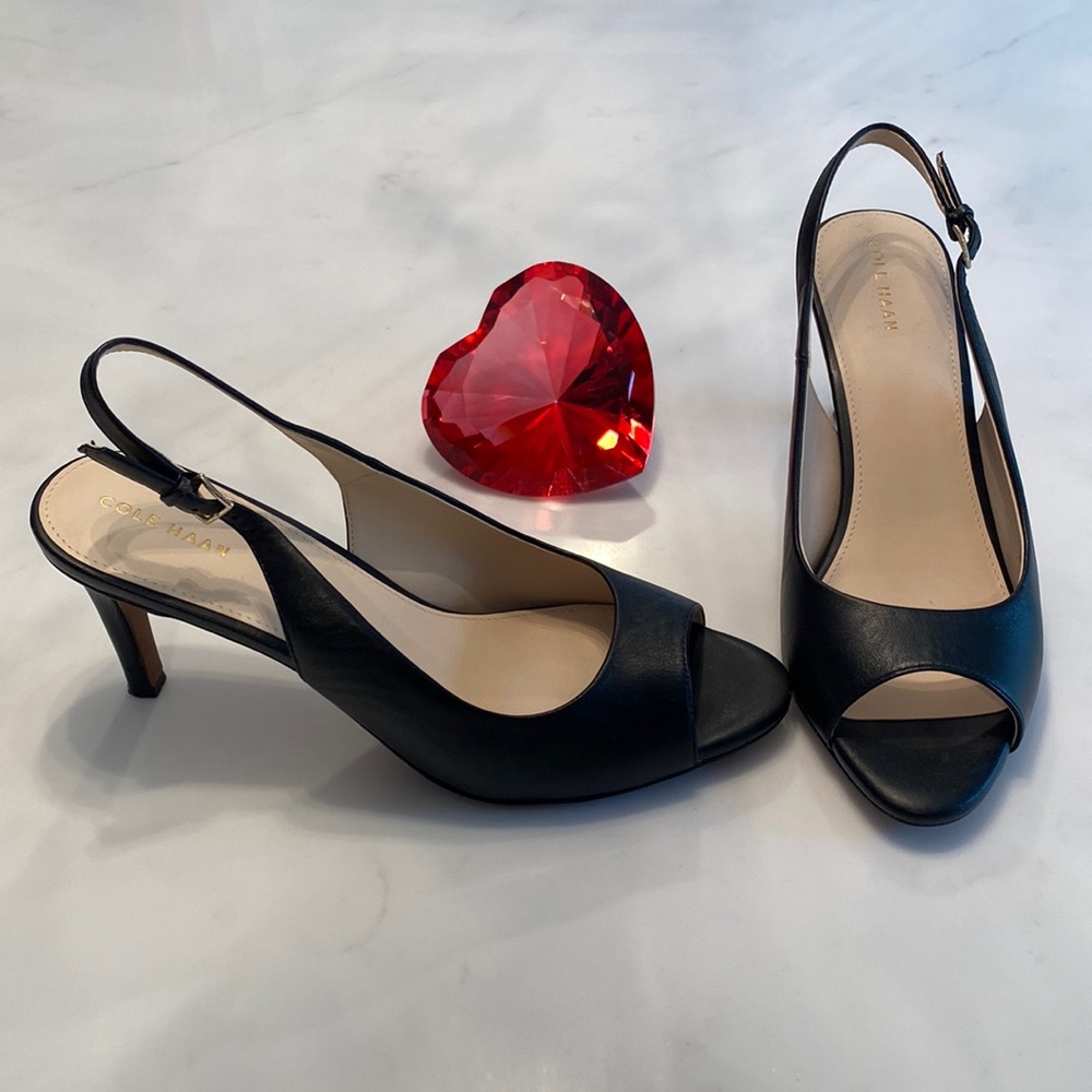 Peep toe sling back